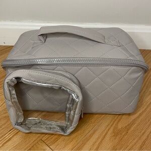 Quilted Travel Cosmetic Bag Set, Gray, NWOT